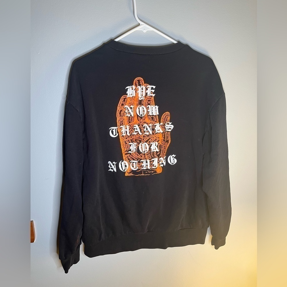 H&M crewneck sweatshirt